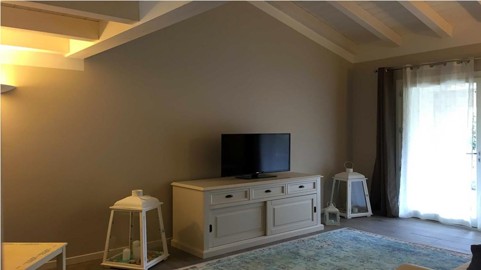 Residence Elegance Ville Ed Appartamenti A Porto Pino Dış mekan fotoğraf
