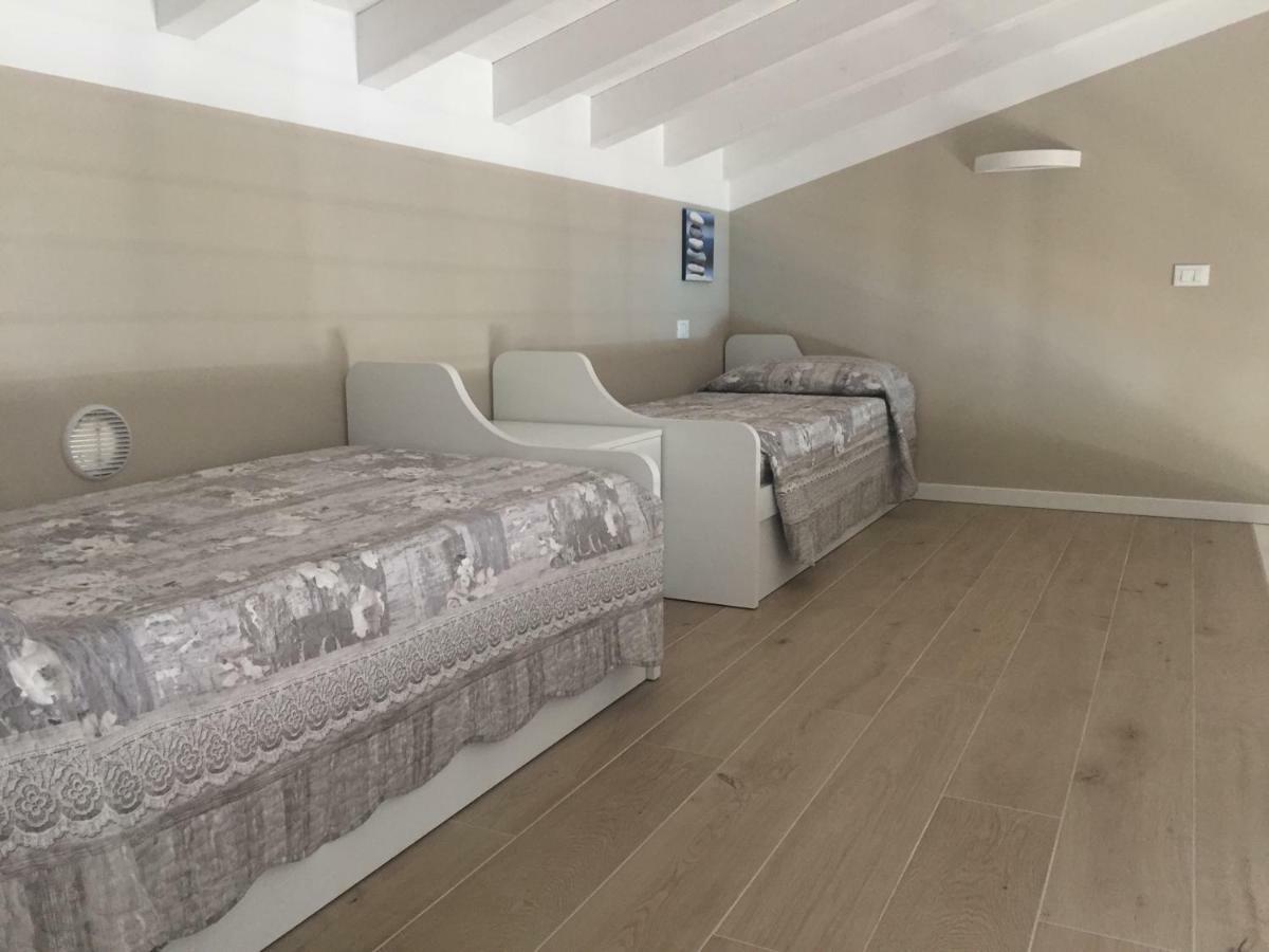 Residence Elegance Ville Ed Appartamenti A Porto Pino Dış mekan fotoğraf