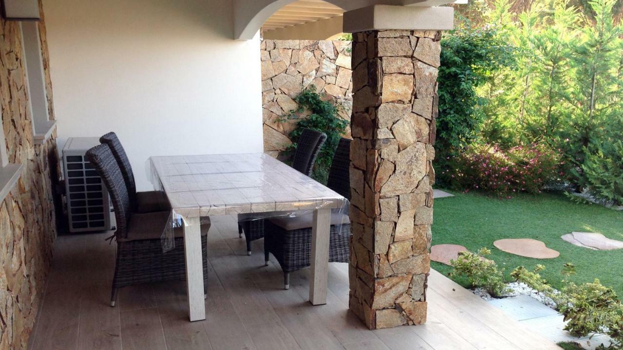Residence Elegance Ville Ed Appartamenti A Porto Pino Dış mekan fotoğraf