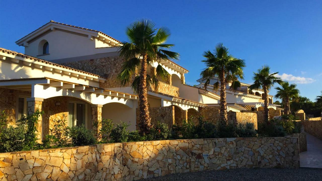 Residence Elegance Ville Ed Appartamenti A Porto Pino Dış mekan fotoğraf